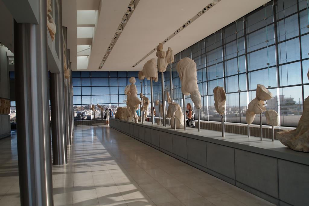 Hidesign Athens Tube Luxury Apt In Kolonaki ภายนอก รูปภาพ